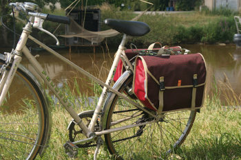 sacoches longues porte bagage - pied de poule rouge - la paire – Image 3